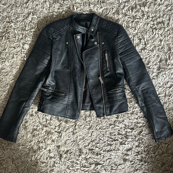 Zara leather jacket - Picture 1 of 3